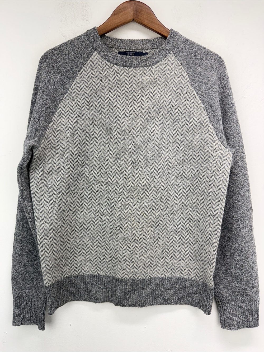J. Crew size Small Men’s Gray Herringbone Lambswool Crewneck Pullover Sweater
